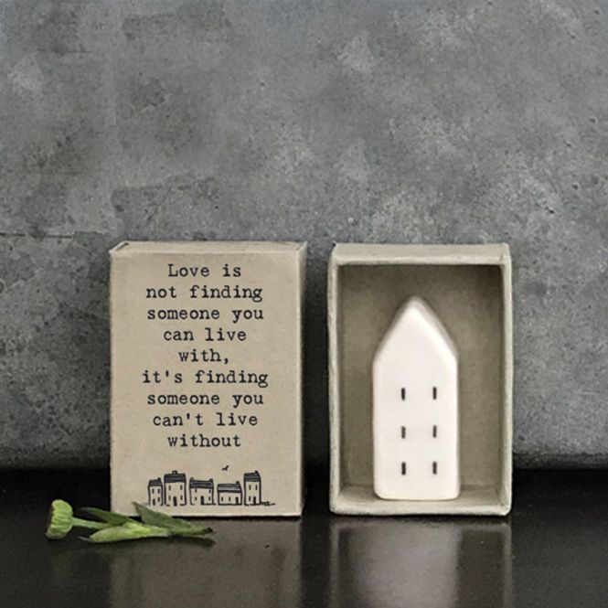 Hovedbilde Hus Love is not finding East of India