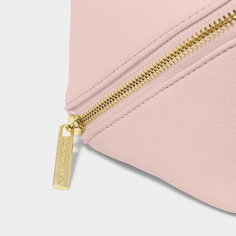 Toalettmappe m skrå glidelås rosa Katie Loxton