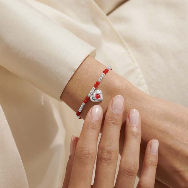 Armbånd JANUAR fødselsstein Garnet Joma Jewellery